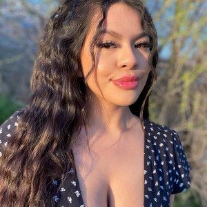 Meet your Posher, Mariel